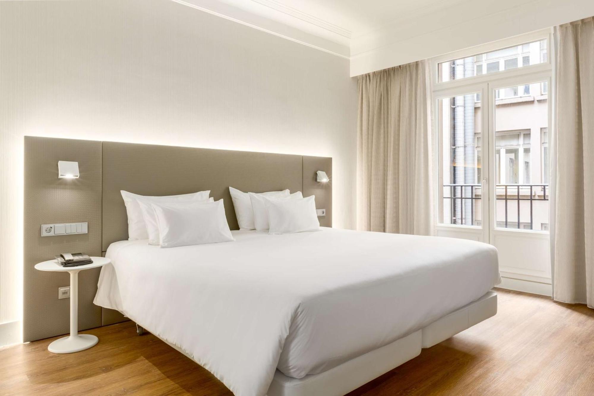เอ็นเอช คอลเล็คชั่น บรัสเซล เซ็นเตอร์ Hotel บรัสเซลส์ ภายนอก รูปภาพ