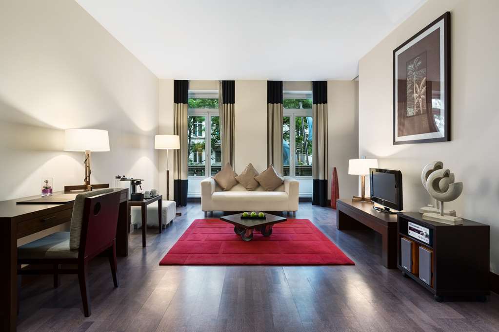 เอ็นเอช คอลเล็คชั่น บรัสเซล เซ็นเตอร์ Hotel บรัสเซลส์ ภายนอก รูปภาพ