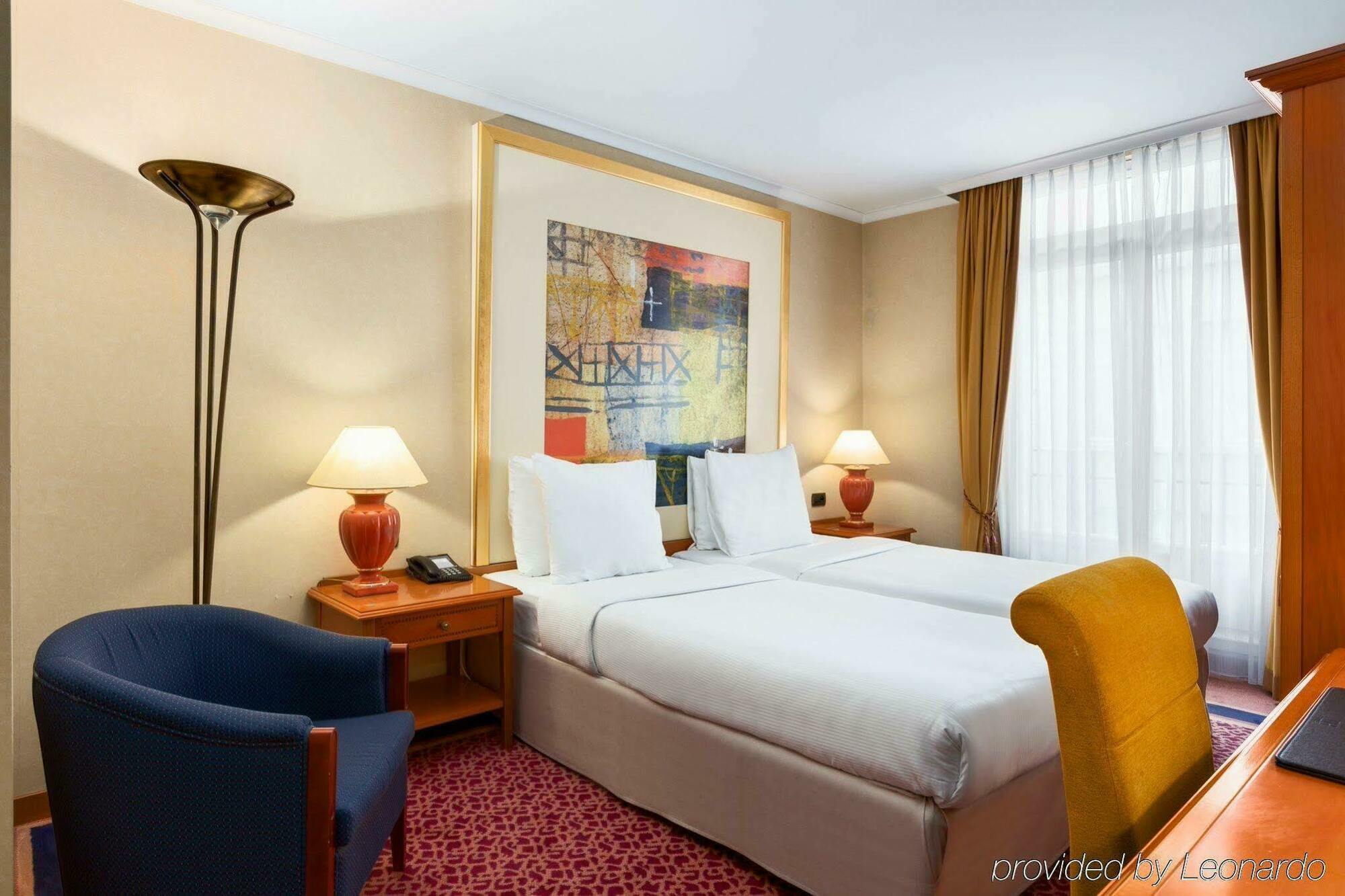 เอ็นเอช คอลเล็คชั่น บรัสเซล เซ็นเตอร์ Hotel บรัสเซลส์ ภายนอก รูปภาพ